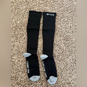 FIGS Black and Gray Compression Men Socks